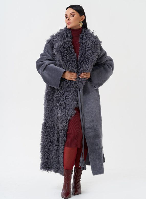 Длинная дубленка из натурального меха