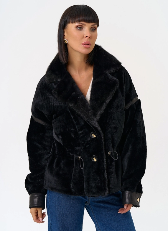 Женская короткая дубленка с английским воротником из меха норки