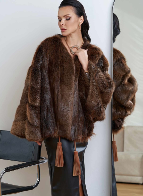 Шуба "болеро" из меха канадского бобра