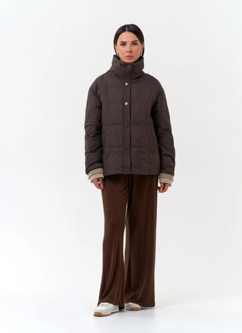 Женская куртка с воротником стойкой