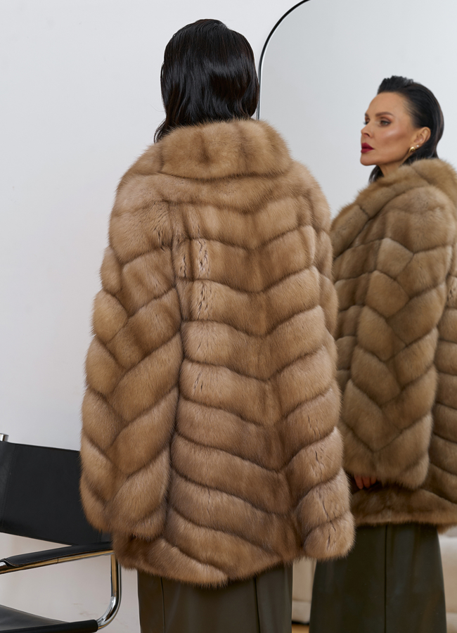 Женская шуба из куницы с воротником шаль модель № 31728 универмаг малина