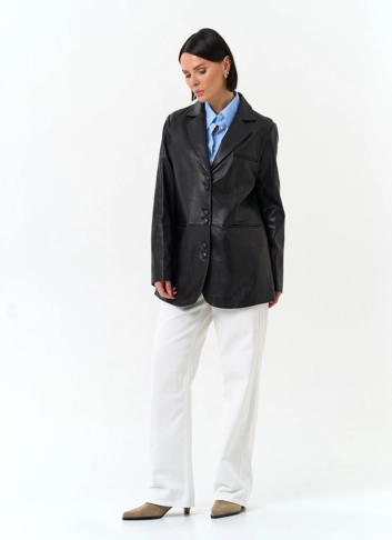 Женский жакет из натуральной кожи