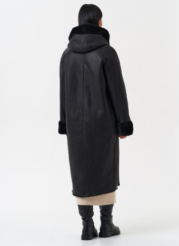 Натуральная дубленка с капюшоном