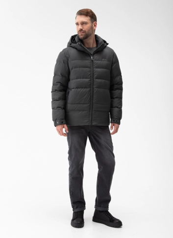 Мужской пуховик с капюшоном 