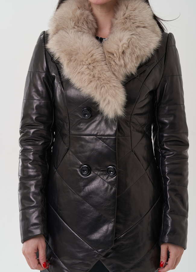 Кожаная куртка на пуговицах с английским воротником, отделка песец модель № 17811 в рассрочку