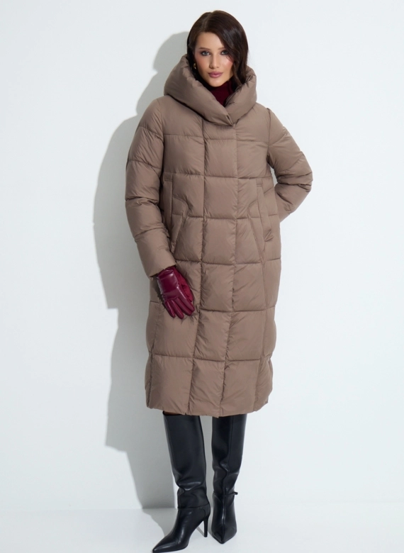 Женский пуховик с капюшоном фото