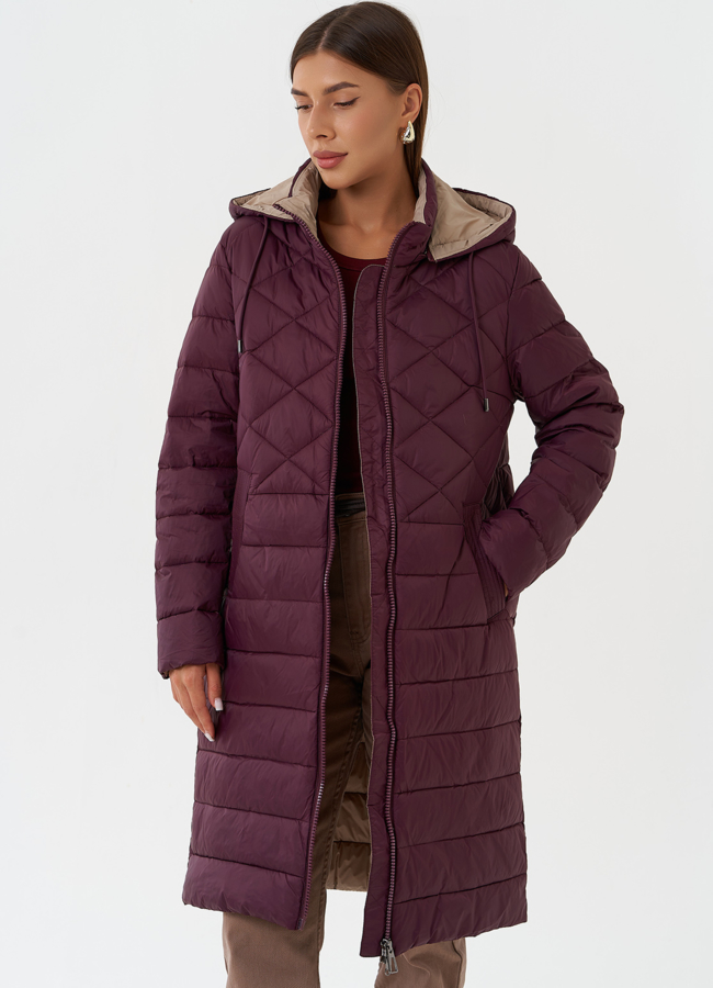 Стеганый пуховик бордового цвета с капюшоном модель № 28294 универмаг малина
