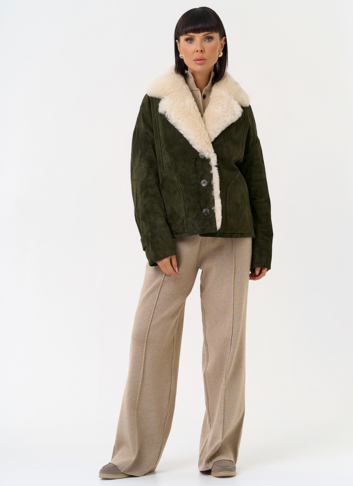 Пуховик из натуральной замши с английским воротником